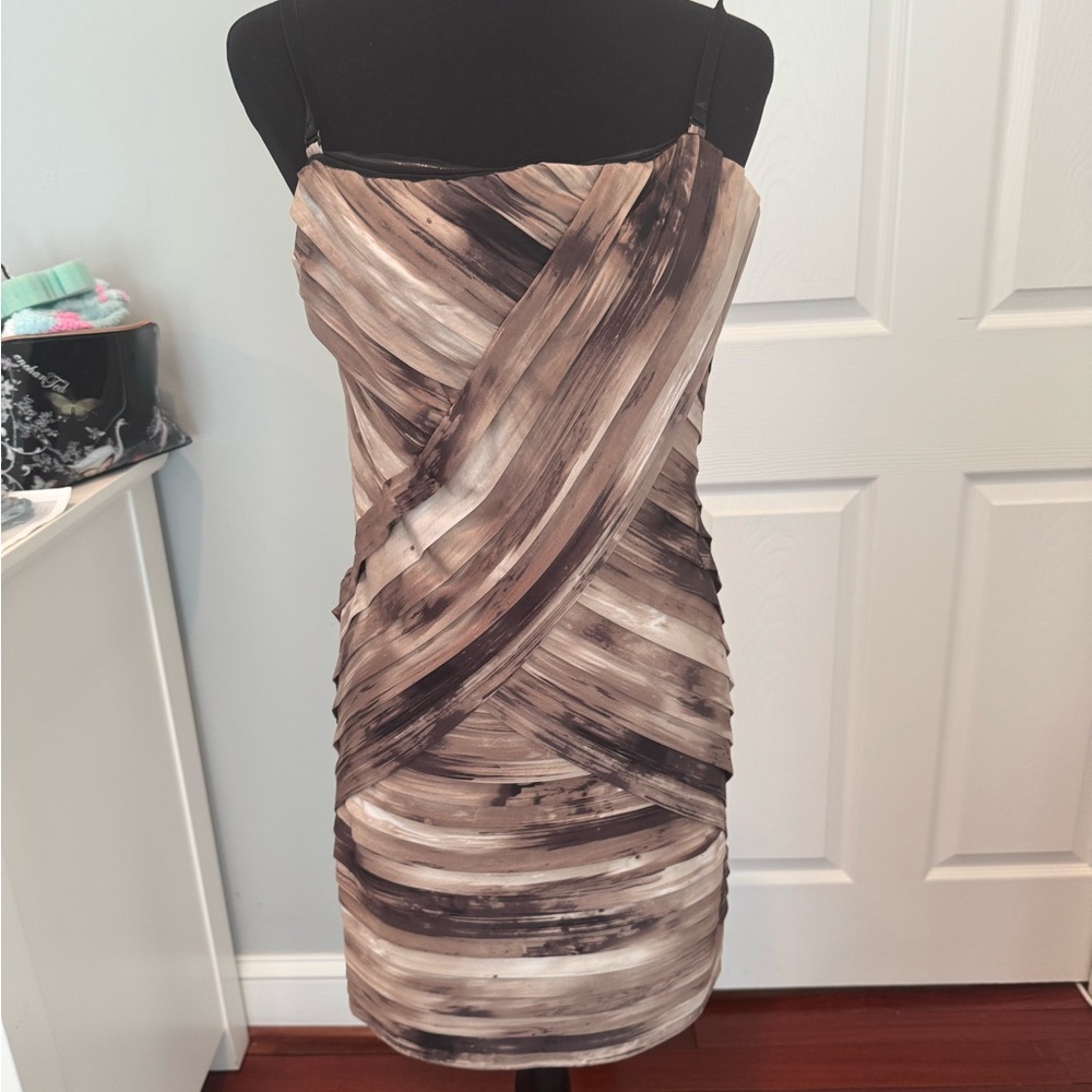 Guess body con spaghetti strap dress size junior L